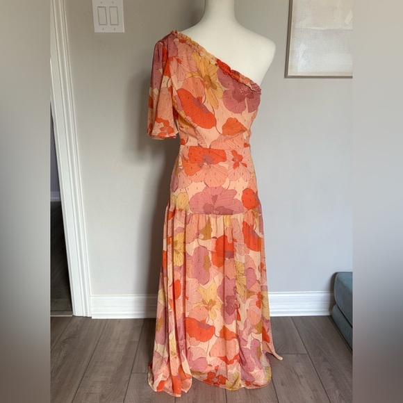 Taylor Floral One-Shoulder Dress - Picture 6 of 12
